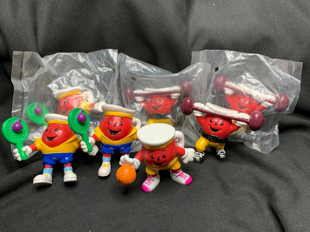 Vintage Kraft Kool-Aid Man Sports PVC Figures Lot 7 Tennis Lifting Basketball